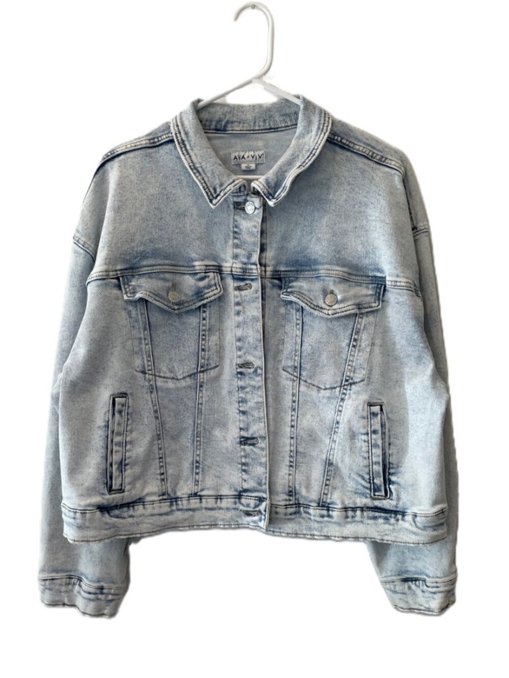 Ava & Viv Light Wash Acid Wash Stretch Denim Trucker Jacket 1X Plus Size